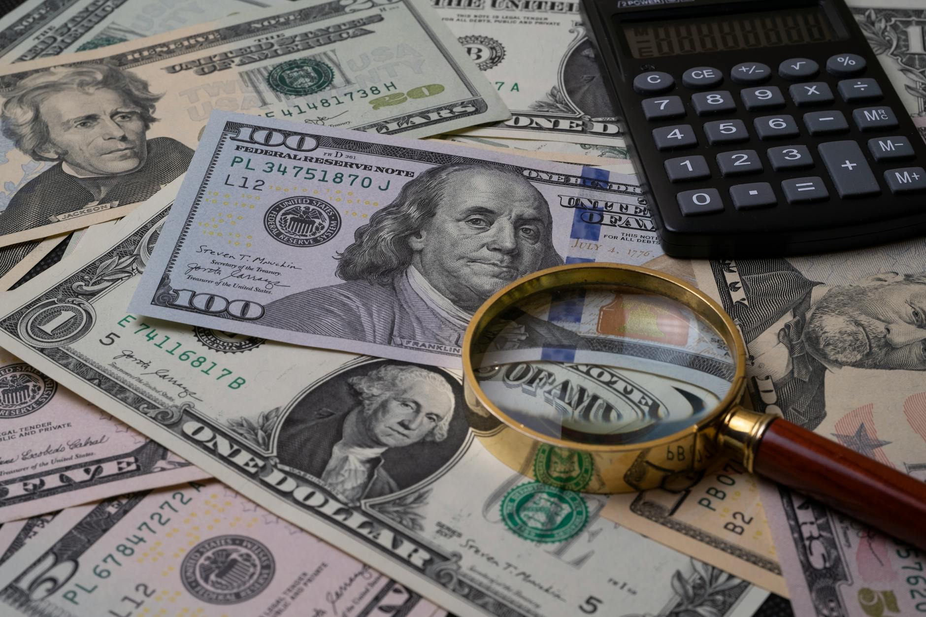 BIST 100’de düşüş devam mı? Yatırımcılar ne yapmalı?