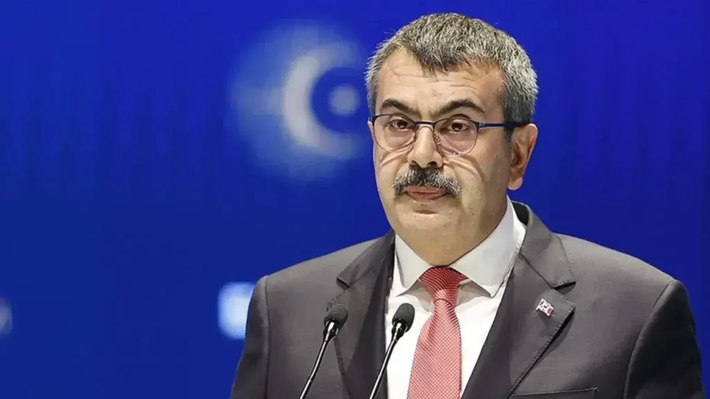 Laiklik Bildirisi Davası: Kimler İmzacı, Neden Açıldı?