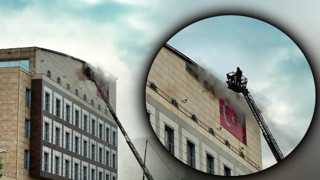 Zeytinburnu’ndaki Polisevi’nde Yangın Paniği!