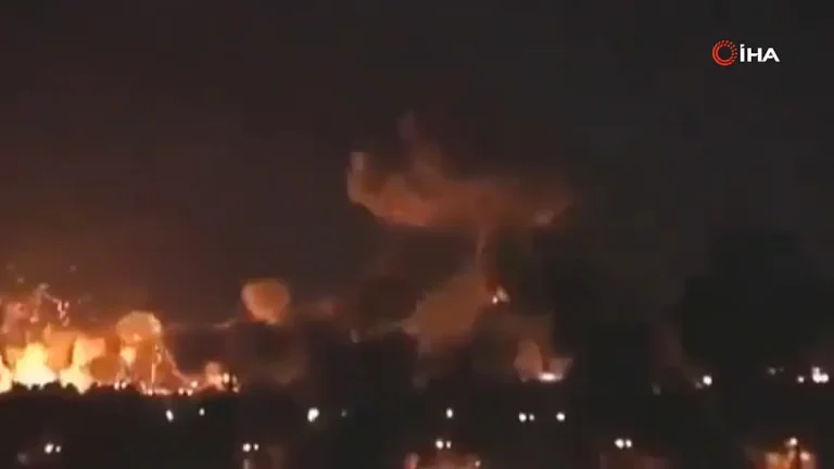 Pakistan, Afganistan’a Karşı Neden Açık Savaş İlan Etti?