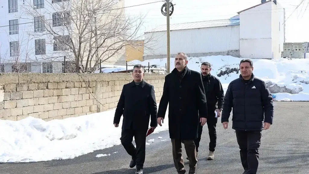 Ağrı Valisi Bozkurt, Hafta Sonu Sahada İncelemelerde Bulundu