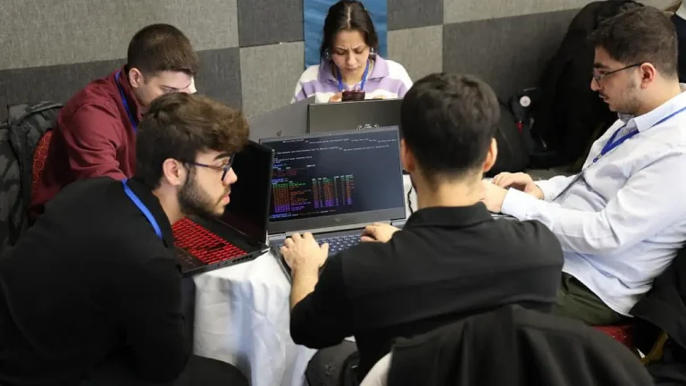 Uzay Teknolojileri Yarışması: 5 İlden 70 Genç Bir Araya Geldi