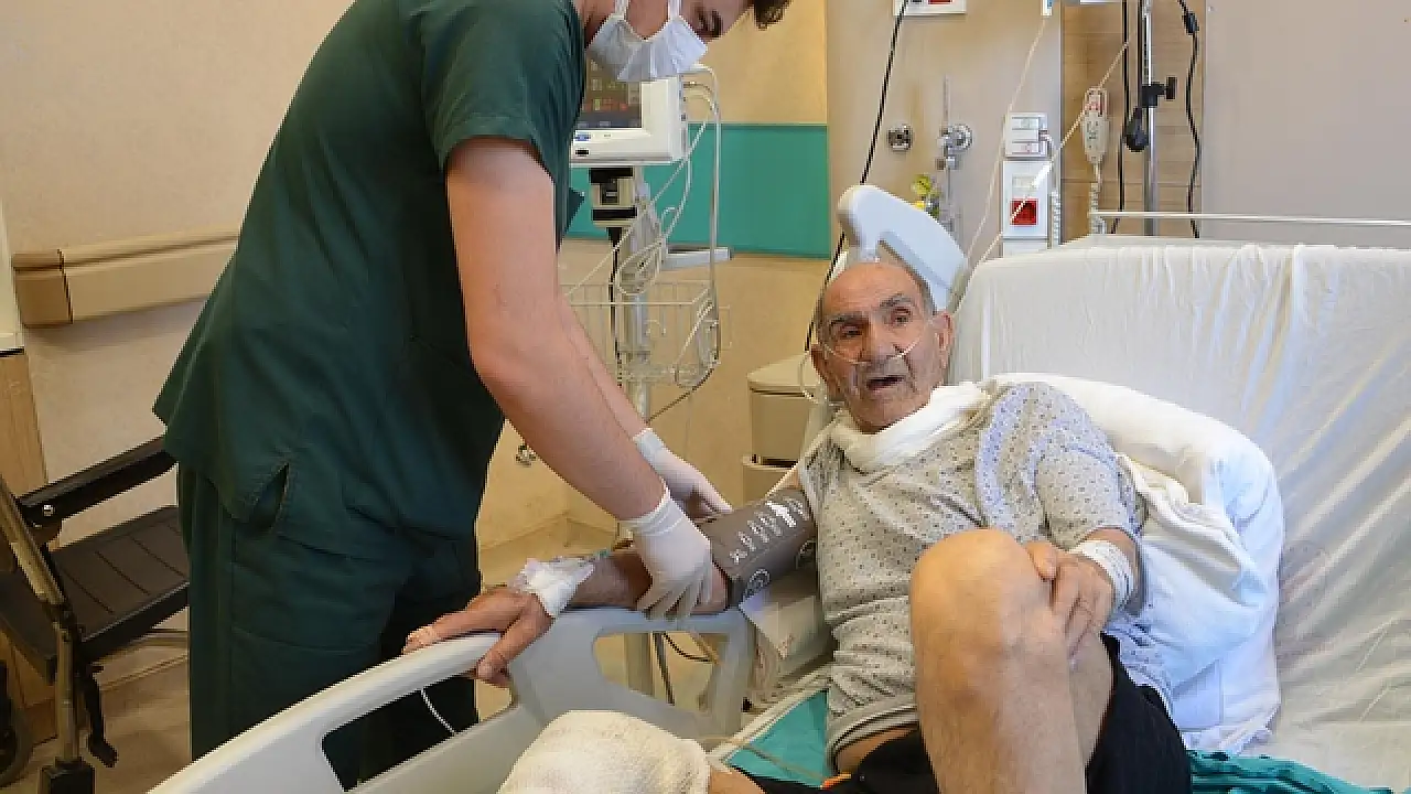 Ağrı’da Lavabo Açıcı İle Yaşanan Faciadan Sonra Hastaneye Kaldırıldı