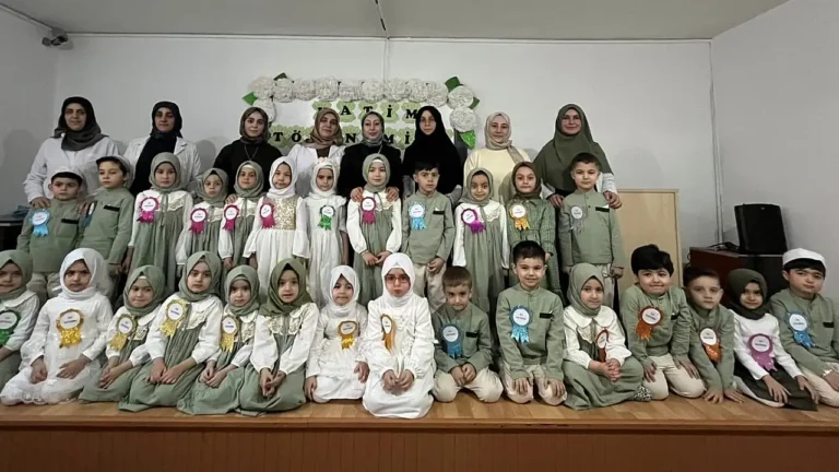 Ağrı’da Minik Öğrenciler Ramazan’da Hatim Yaparak Manevi Bir Başarıya İmza Attı