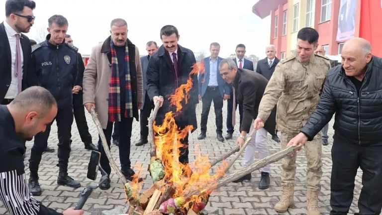Ağrı’da Nevruz Bayramı Kutlamaları Coşkuyla Gerçekleşti