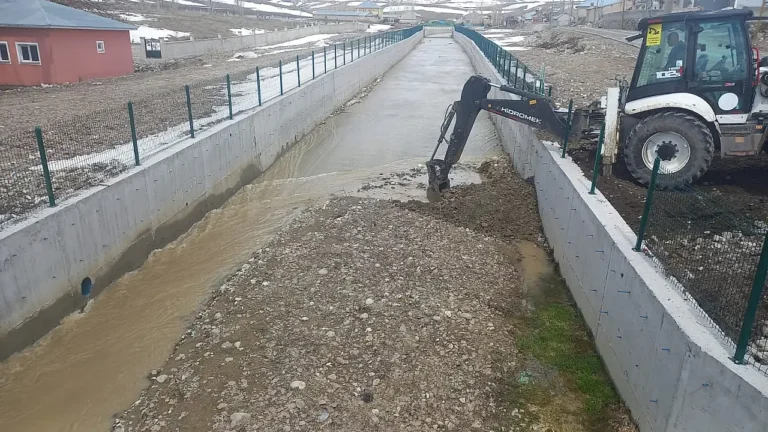 Ağrı’da Sel ve Taşkın Riskine Karşı Acil Önlemler Alınıyor