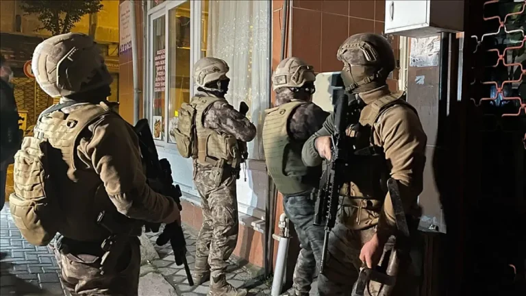 Ağrı’da Tefecilik Operasyonunda 3 Kişi Gözaltına Alındı