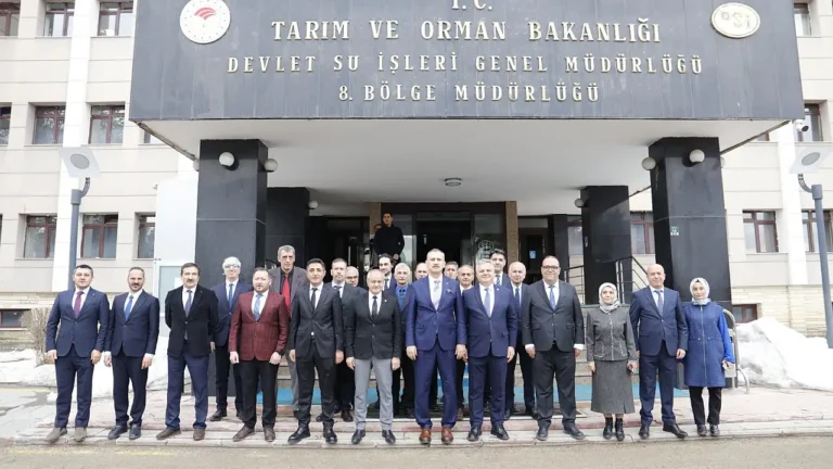 Ağrı’daki Büyük Projeler Erzurum’da Görüşüldü