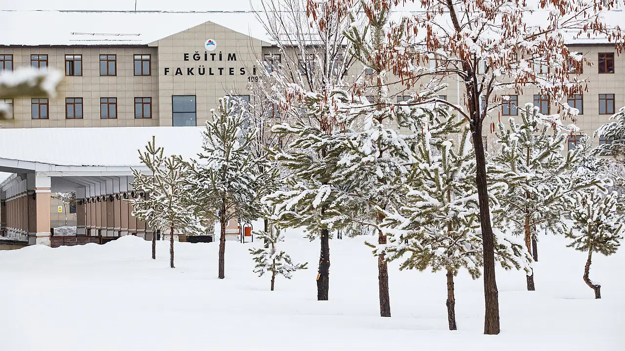 AİÇÜ YÖKAK’tan Akreditasyon Alarak Tarih Yazdı