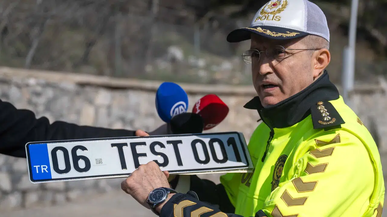 Mühürlü Plakalar Geçerli: Ceza Yok, Değişim Gereksiz!