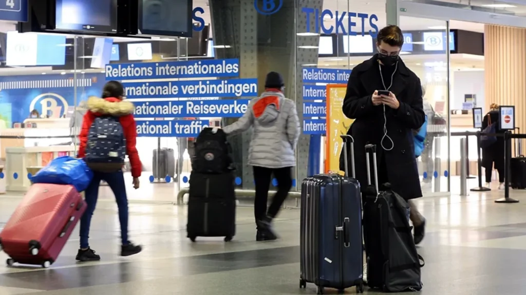 Brüksel’de Şüpheli Paket Alarmı: 300 Tren Seferi İptal Edildi