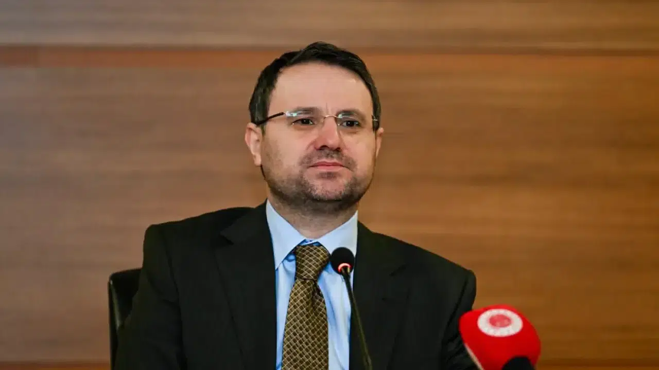 Akın Gürlek, Tazminatını AFAD’a Bağışladı