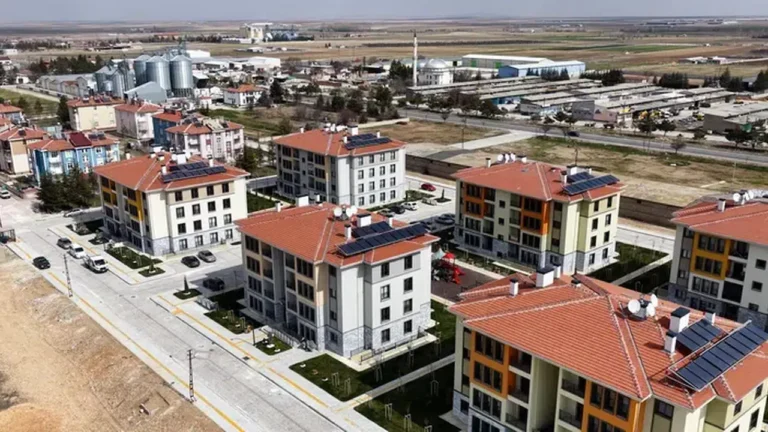 Konya’da Sosyal Konutlarda Bayram Sevinci Yaşanıyor