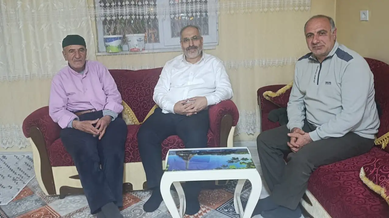 Başkan Geçit İleri Ailesinin İftarına Katıldı