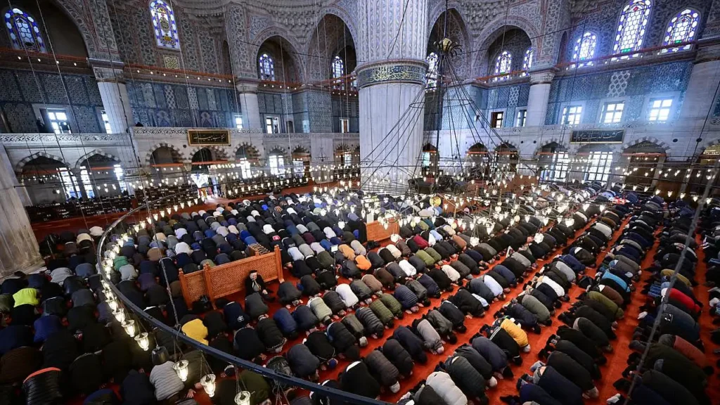 Ağrı’da Bayram Namazı Ne Zaman Kılınacak?