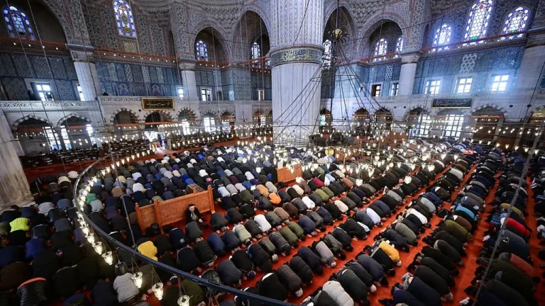 Ağrı’da Bayram Namazı Ne Zaman Kılınacak?