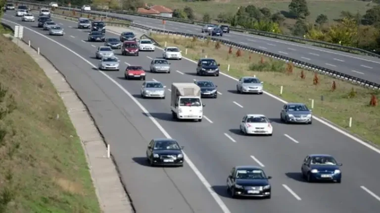 Ramazan Bayramı İçin Yolda Geçici Araç Kısıtlaması Nedir?