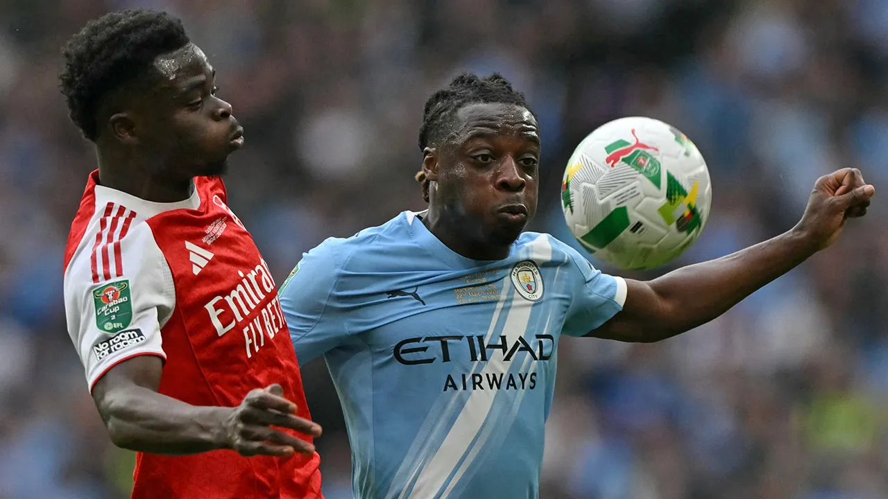 Manchester City, Arsenal’i 2-0 ile geçti! Guardiola tarihi başarıya ulaştı