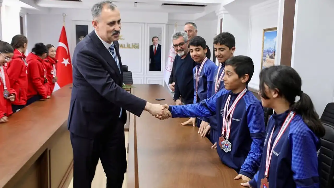 Ağrı’nın Başarıları: Vali Bozkurt’tan Sporculara Tebrik
