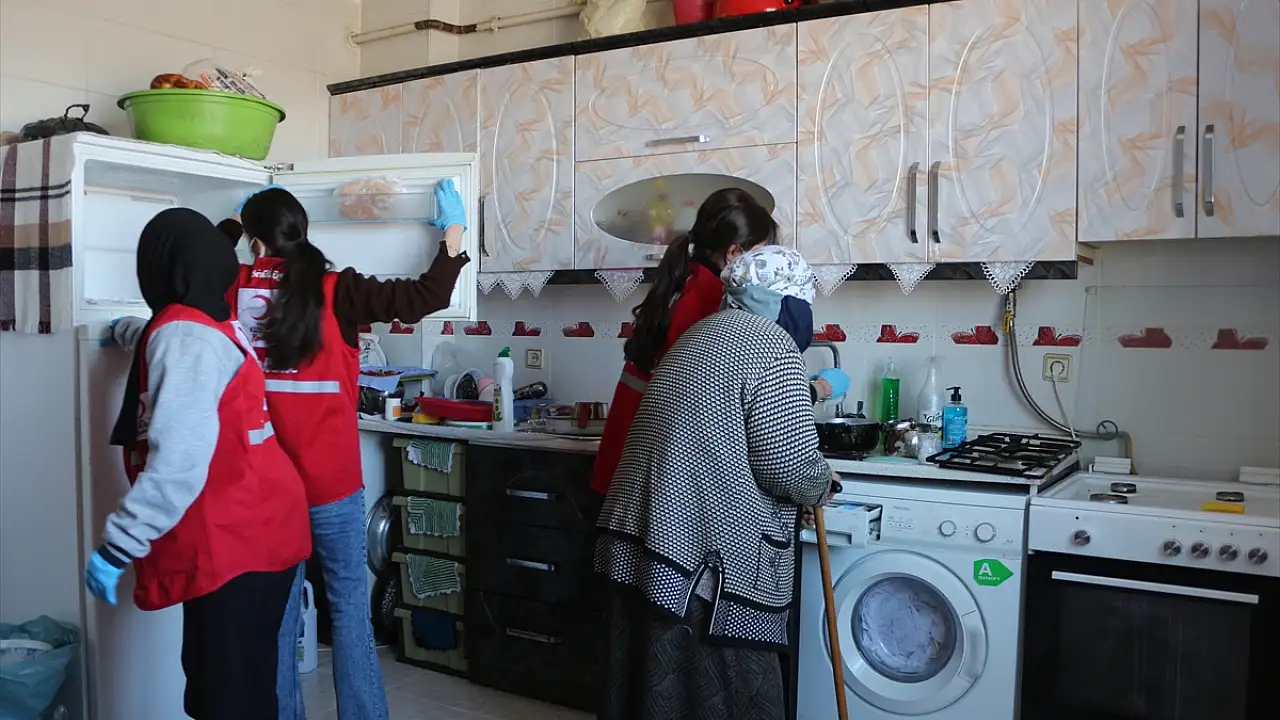 Doğubayazıt’ta Bayramda Gönül Birliği: Gönüllüler İyilik İçin Çalıştı