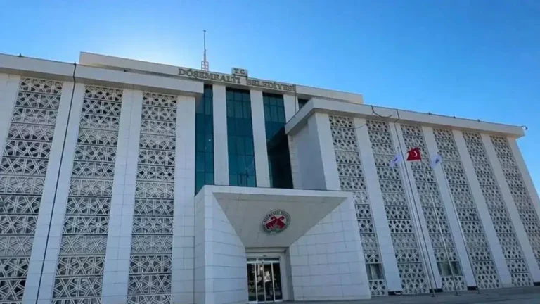 Döşemealtı Belediyesi Soruşturmasında 19 Kişi Adliyeye Sevk Edildi