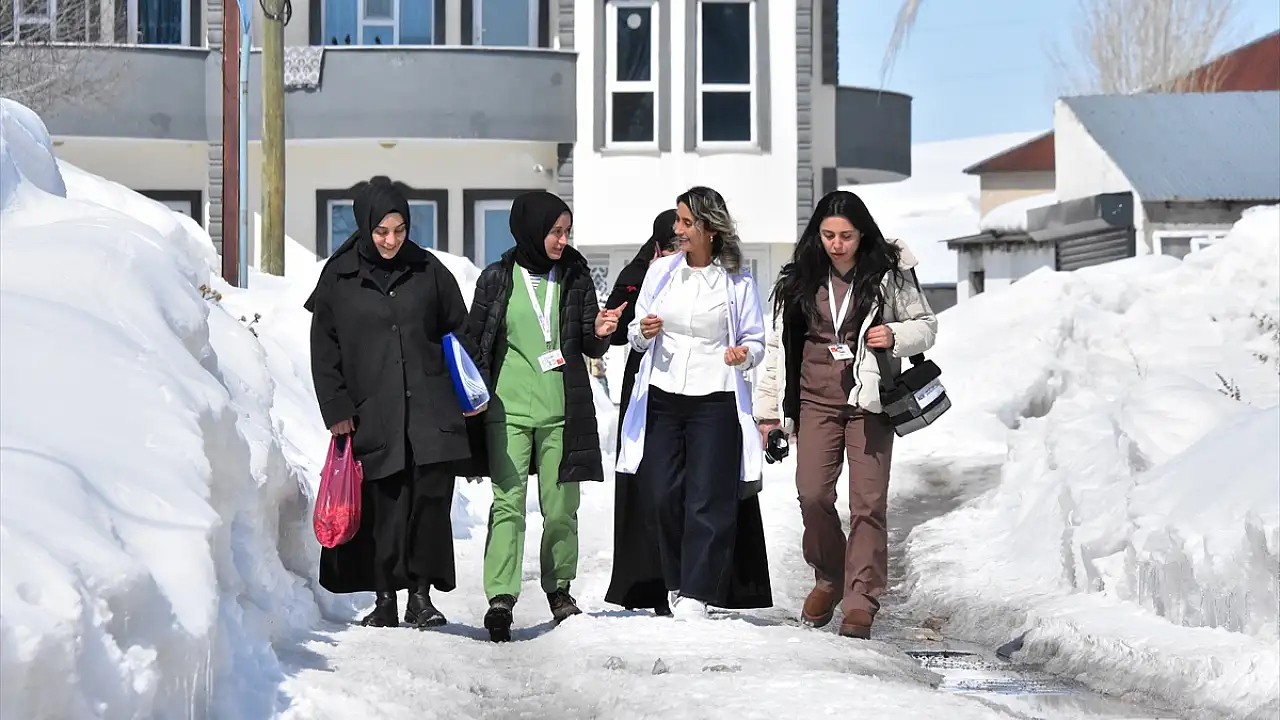 Eksi 20 Derecede Hayat Kurtaran Doktor Kimdir?