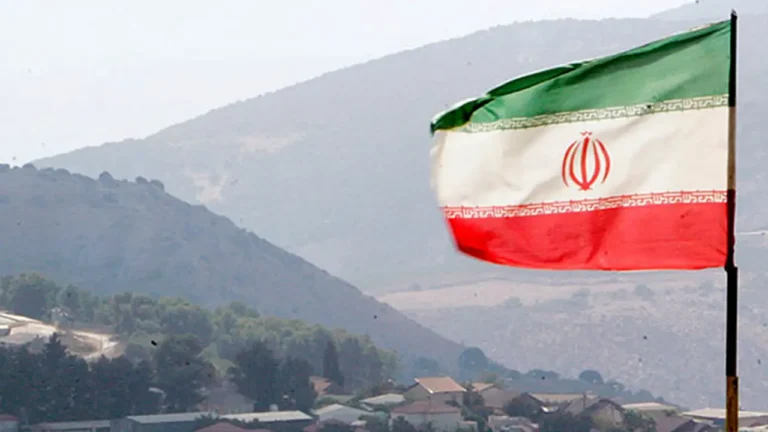 İran’da Yeni Dini Lider Mücteba Hamaney Seçildi