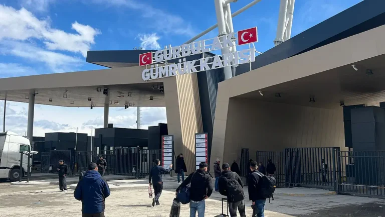 İranlılar Gürbulak Sınır Kapısı’na Yöneliyor: Neden Dönüyorlar?
