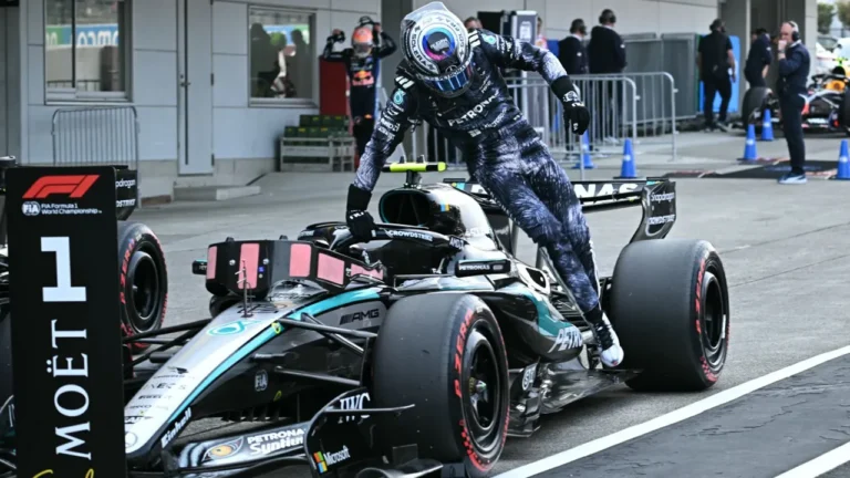 Kimi Antonelli Japonya Grand Prix’sinde pole pozisyonunu aldı
