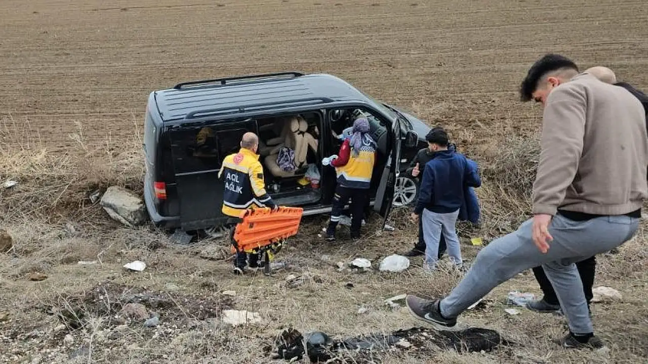 Bitlis’te Kontrolden Çıkan Araç Şarampole Devrildi: Bir Yaralı