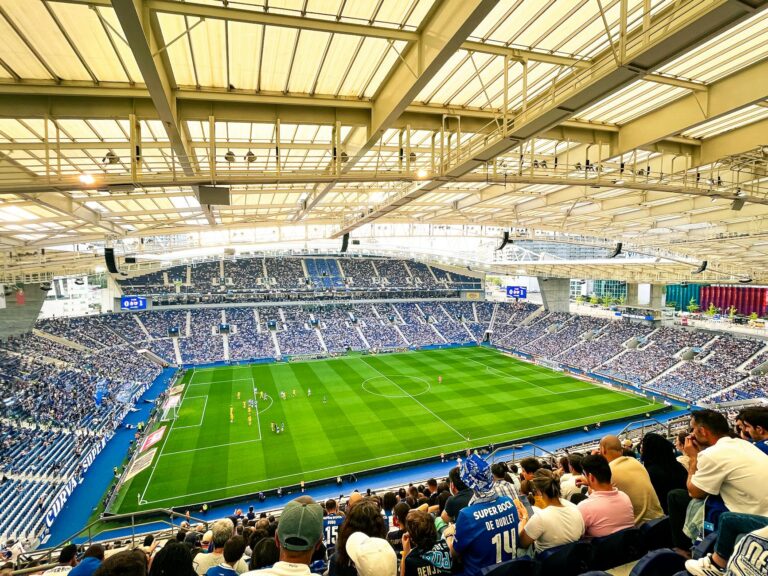 Liverpool Maçı: Taraftarların Beklentileri ve Atmosferi