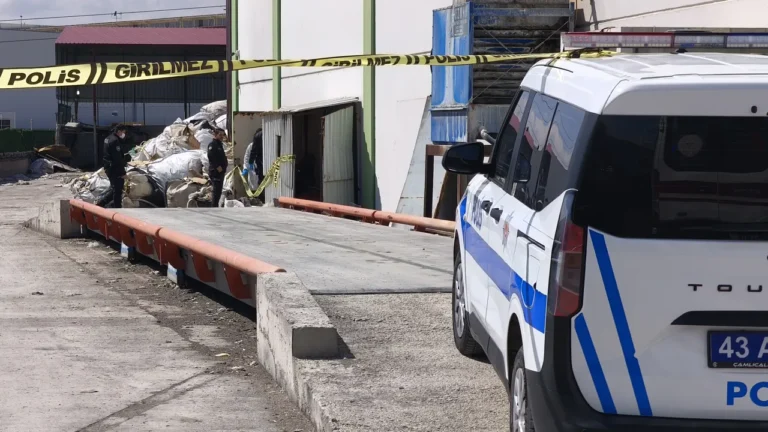 Kütahya’da İşçi Malzeme Havuzuna Düşerek Hayatını Kaybetti