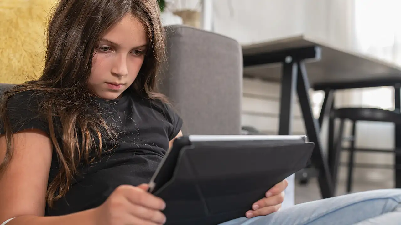 Yapay Zeka ile Ödev Hazırlama: Faydaları ve Riskleri