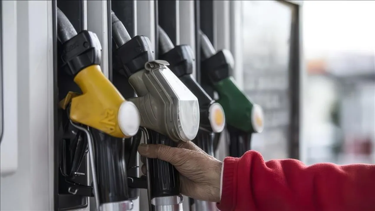 Motorin Fiyatı 80 TL’yi Aştı: Vatandaşa Etkisi Ne Olacak?