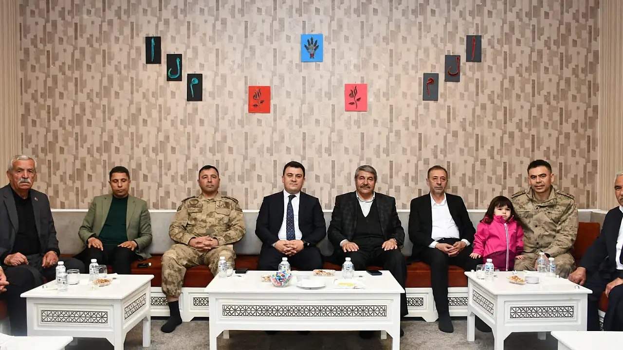 Patnos’ta Bayram Töreninde Birlik Mesajları Verildi