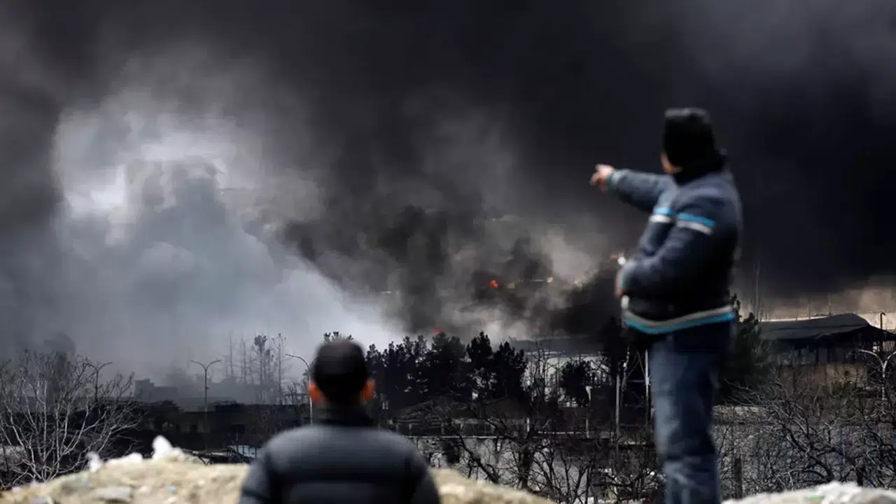Tahran’daki Petrol Deposu Yangınları ve Hava Kirliliği Uyarısı