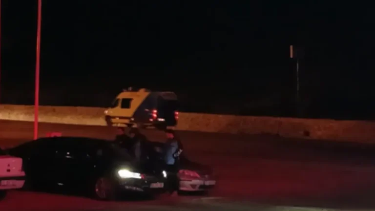Adana’da Taksici, Kadının İntiharını Önledi