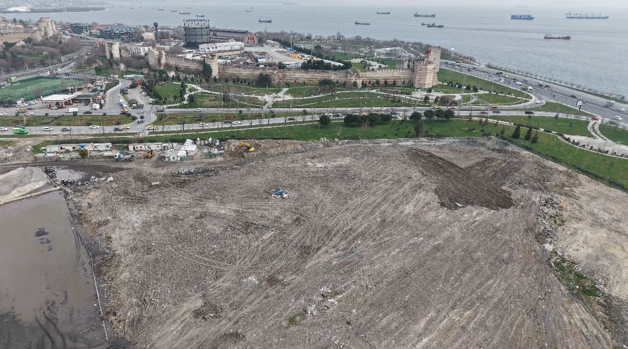 Kazlıçeşme Meydanı’ndaki Molozlar Temizleniyor! Neden Önemli?