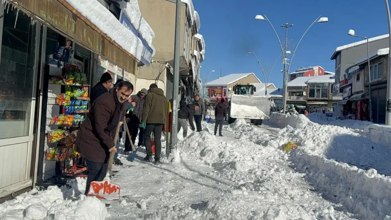 Taşlıçay Belediye Başkanı Budak’tan Ortadoğu Açıklaması
