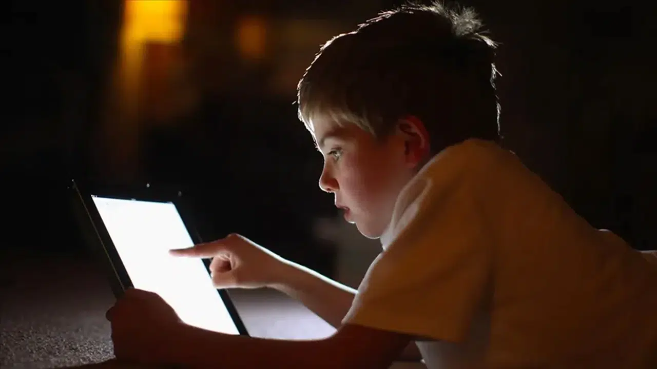 15 Yaş Altına Sosyal Medya Yasağı: Kimleri Kapsıyor, Cezası Var mı?