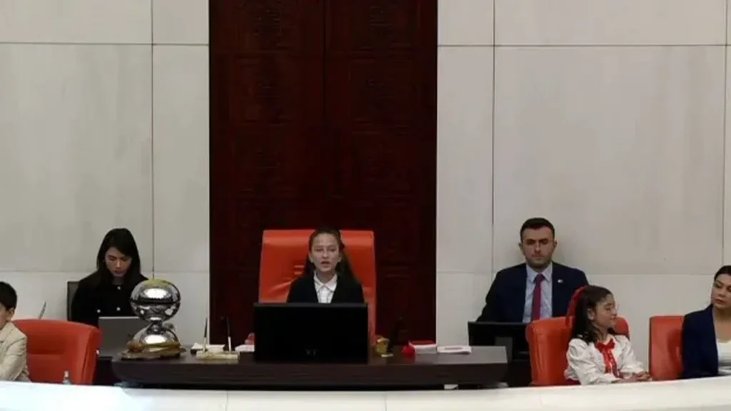 23 Nisan Özel Oturumunda Tarihi Konuşma: Geleceği O Çizdi!