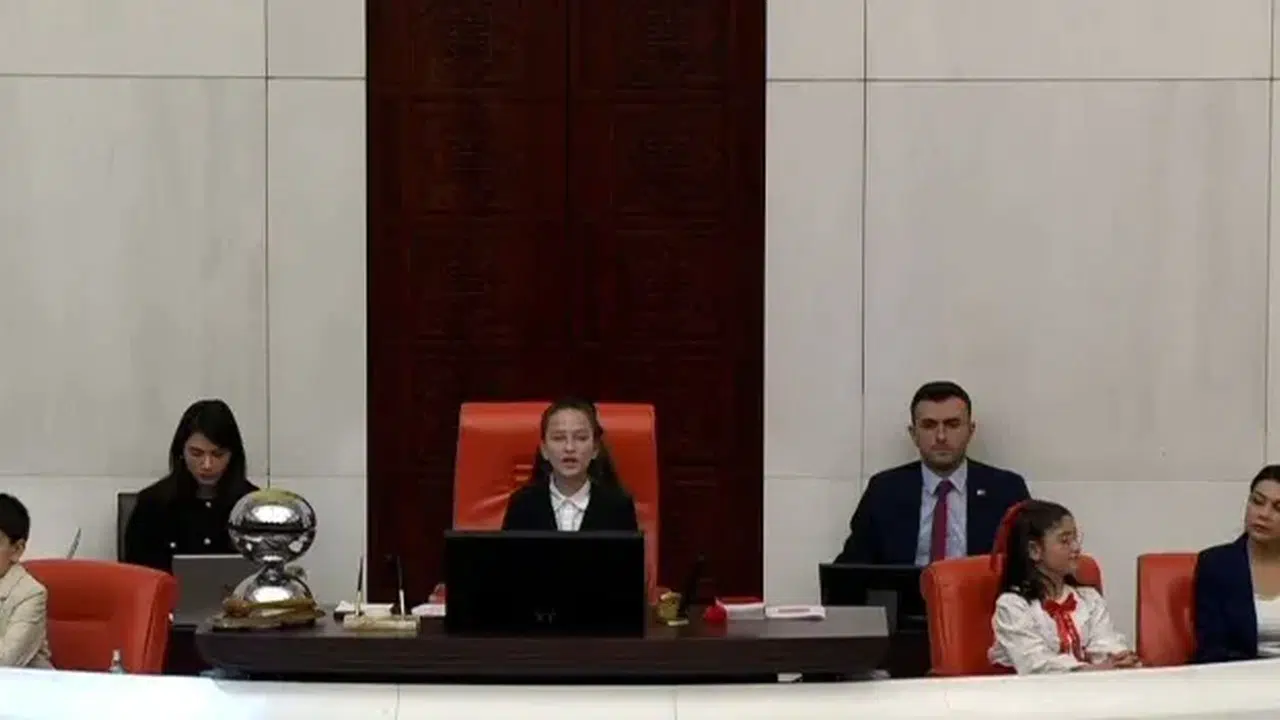 23 Nisan Özel Oturumunda Tarihi Konuşma: Geleceği O Çizdi!