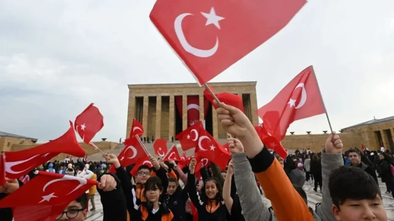 23 Nisan Kutlamaları İptal mi? Eğitim Durumu Nedir?