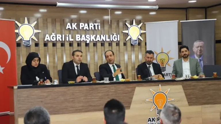 Ağrı AK Parti Teşkilatı Üç Kademeli Toplantıda Buluştu