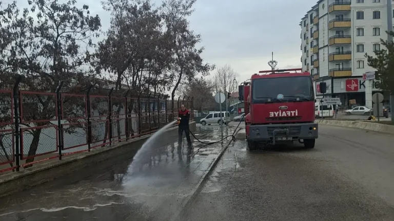 Ağrı’da Bahar Temizliği Neden Önemli? Cadde ve Sokaklar Yenileniyor