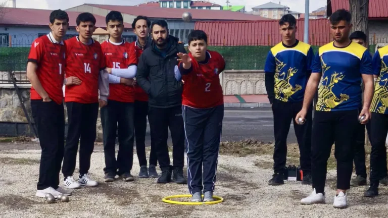 Ağrı’da Okul Sporları Bocce İl Birinciliği Heyecanı