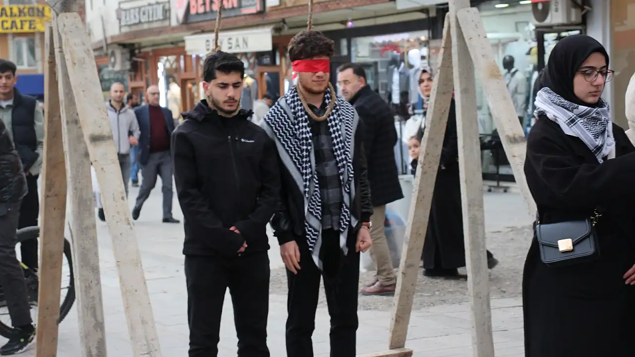 Ağrı’da Filistinli Esirlerin İdam Kararına Protesto Düzenlendi
