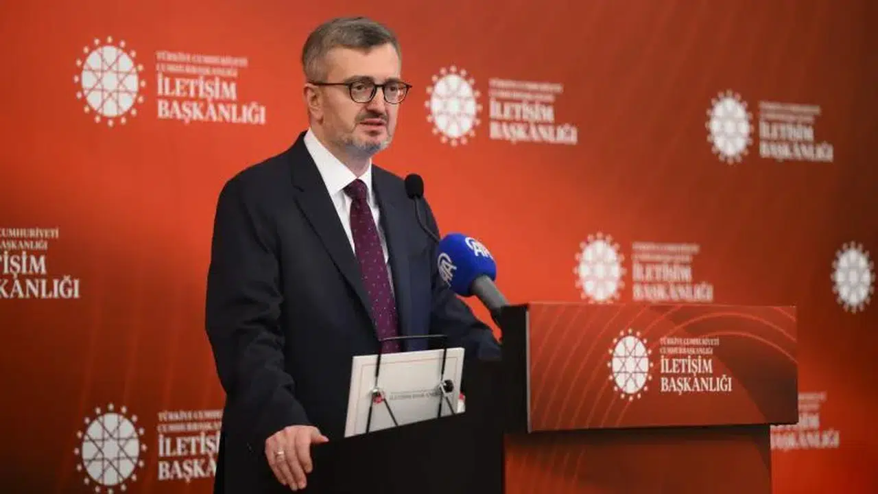 Burhanettin Duran, Özgür Özel’e Sert Tepki Gösterdi