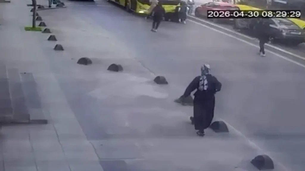 İETT Otobüsü 12 Yaşındaki Kızı Sürükledi, Neler Oldu?