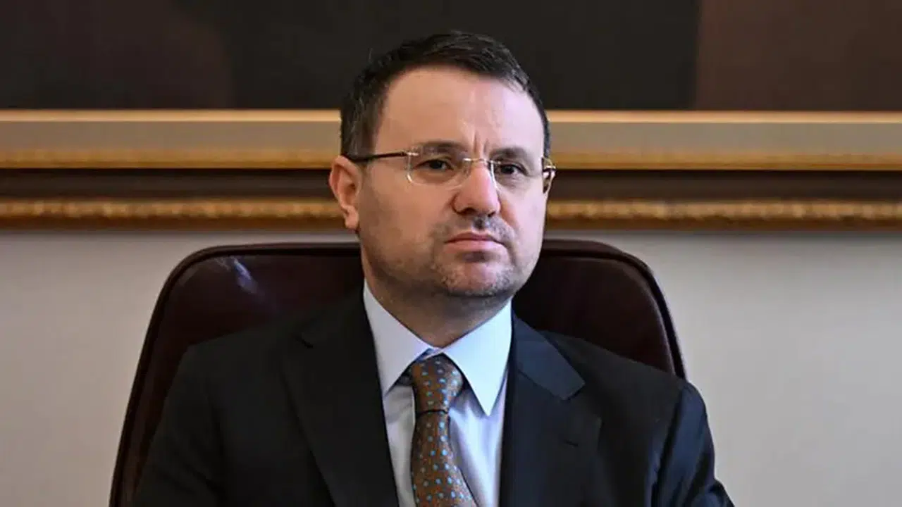 Hukuk Adaylarına Başarı Dilekleri: Bakan Gürlek’ten Motivasyon Mesajı